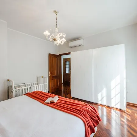 Apartment Garden Retreat, 5 Min Dal Centro Con Garage