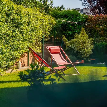 Garden Retreat, 5 Min Dal Centro Con Garage *