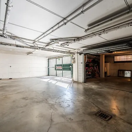 Garden Retreat, 5 Min Dal Centro Con Garage *